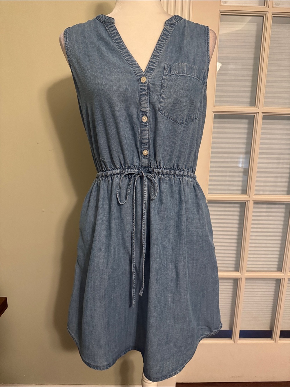 GAP Sleeveless Chambray Button-Front Dress with Drawstring Waist